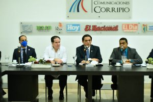 Read more about the article Gobierno ha invertido RD$12 mil millones en garantizar la vacunación a la población dominicana