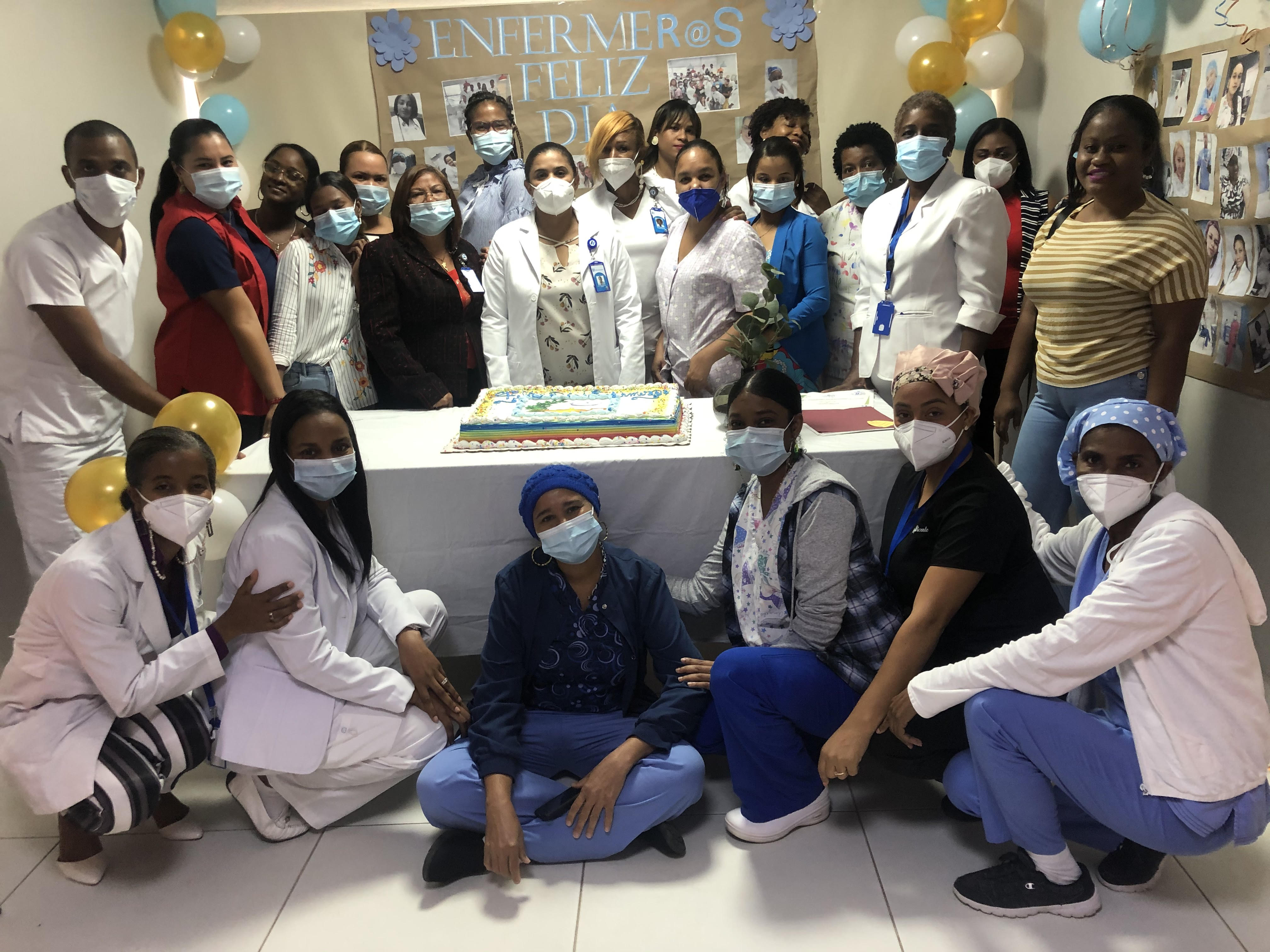 Hospital Ciudad Juan Bosch (HCJB) reconoce varias enfermeras en su Día