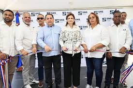 Read more about the article Residentes Hato Damas de San Cristóbal reciben remozado CPN Jamey, entregado por la vicepresidenta Raquel Peña