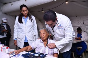 Read more about the article Ministro de Salud: mucha gente en Azua ha mejorado su estilo de vida, tras Ruta de la Salud