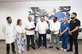 Read more about the article SNS entrega más de RD$29 millones en equipos a cuatro hospitales de Santo Domingo